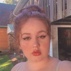 Meet your Posher, Ellen